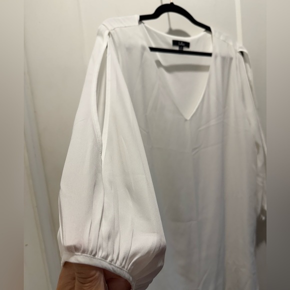 Lulu's Elegant Cream V-Neck dress 1X. Fully lined. EUC ptp24 - Picture 5 of 6